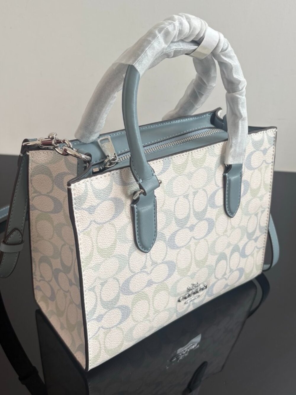 💧Coach White Pastel Logo Mini Tote Bag Light Blue Trim Crossbody - Picture 6 of 10